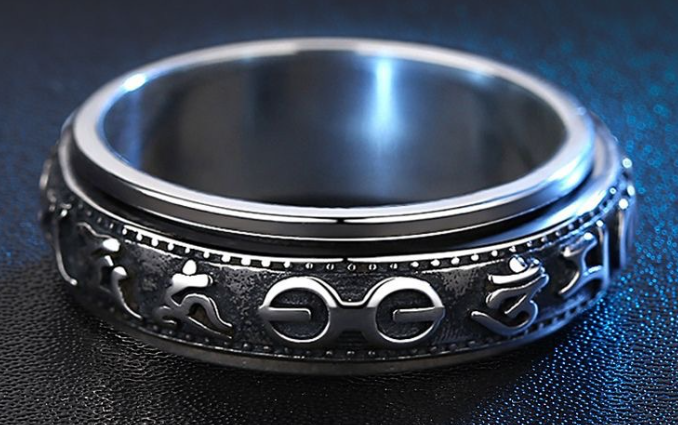 Retro Six-Character Mantra Rotating Ring